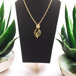 VTG Signed TRIFARI Necklace 70s Pink Cabochon 2.5" Pendent 25" Rope Chain